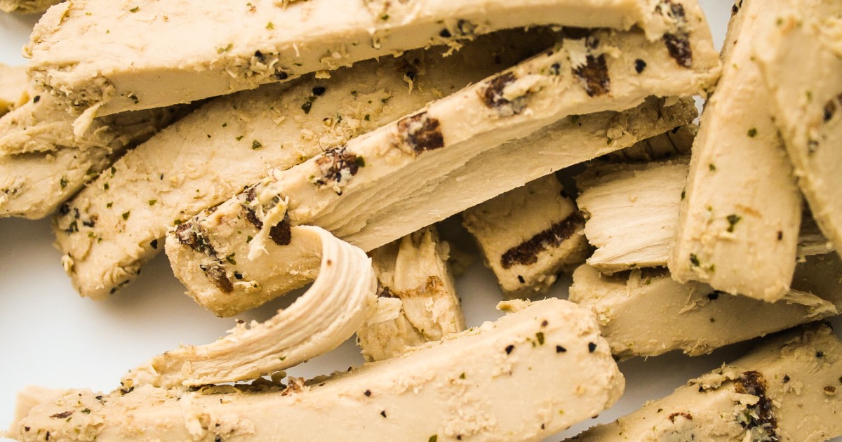 the-country-s-largest-meat-producer-just-invested-in-a-vegan-meat