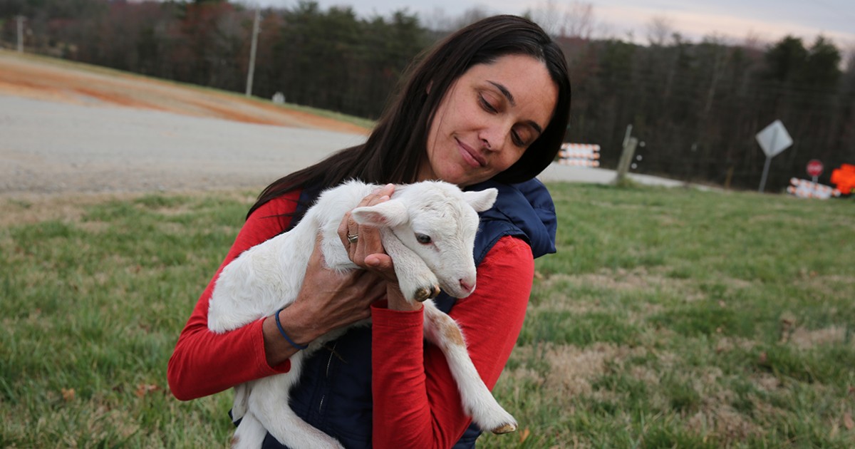Conoce a Leah GarcÃ©s, la primera presidenta de Mercy For Animals