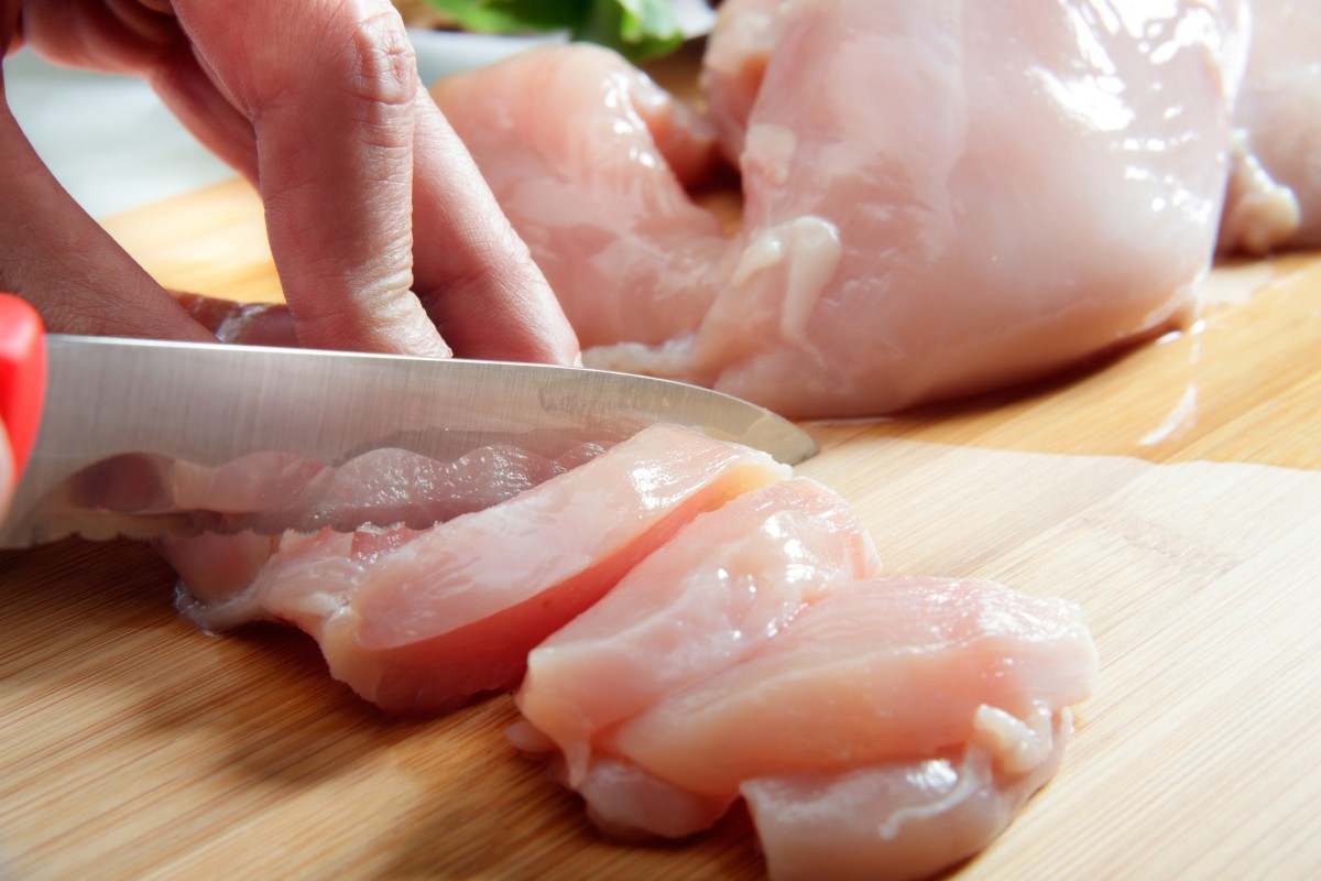 People Hospitalized After Contracting Antibiotic-Resistant Salmonella From Chicken