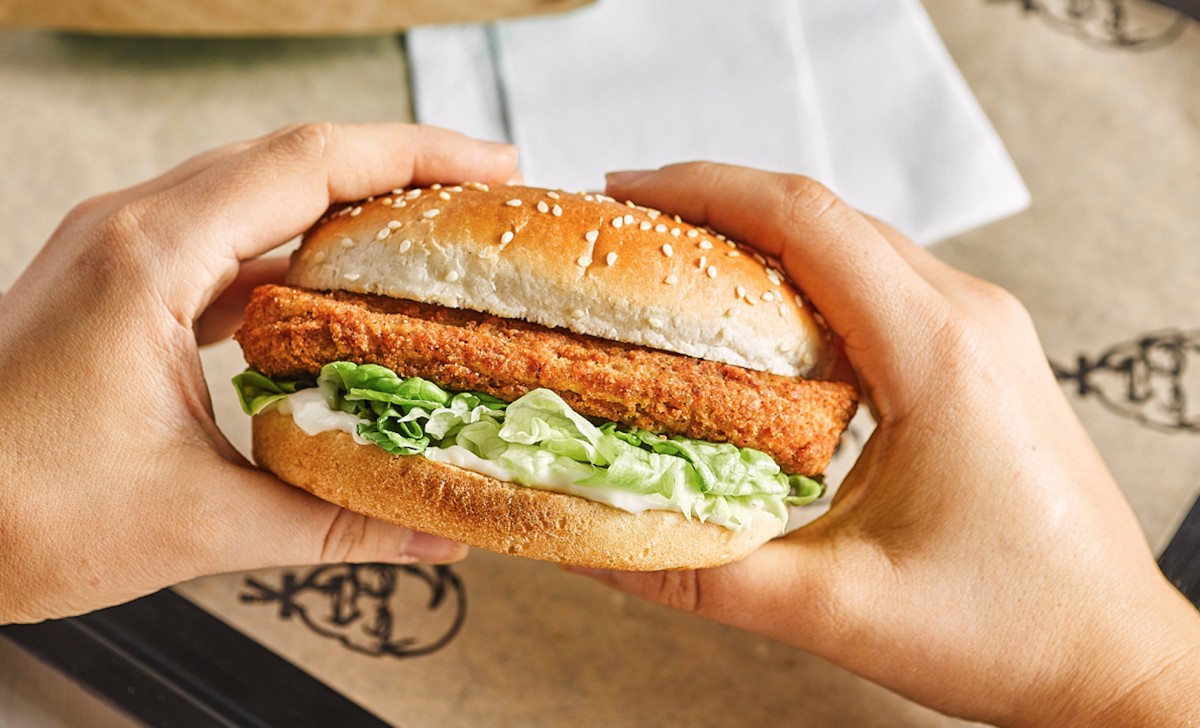 KFC jÃ¡ vendeu um milhÃ£o de sanduÃ­ches de frango vegano neste ano