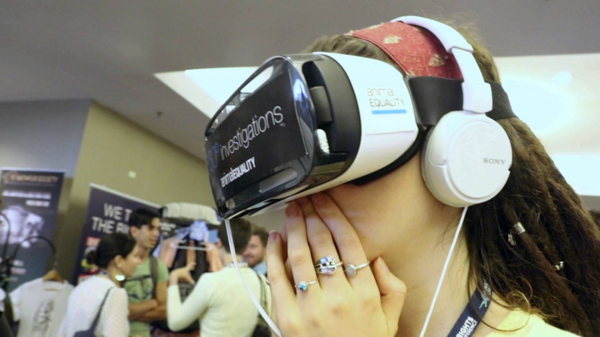 Could Virtual Reality Make You Stop Eating Meat?
